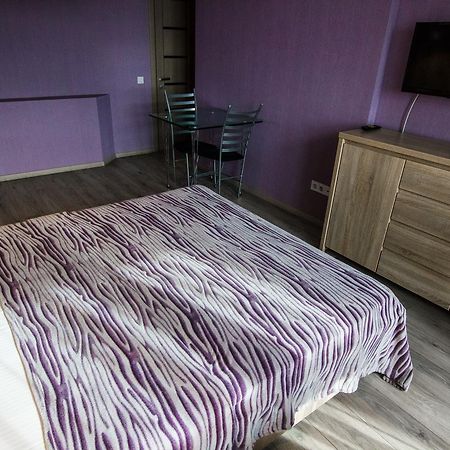 קייב Solo Apartment Dragomanova מראה חיצוני תמונה