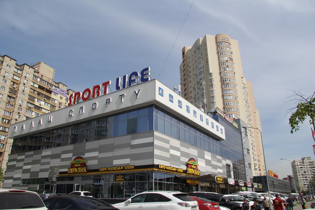 קייב Solo Apartment Dragomanova מראה חיצוני תמונה