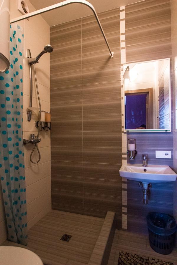 קייב Solo Apartment Dragomanova מראה חיצוני תמונה